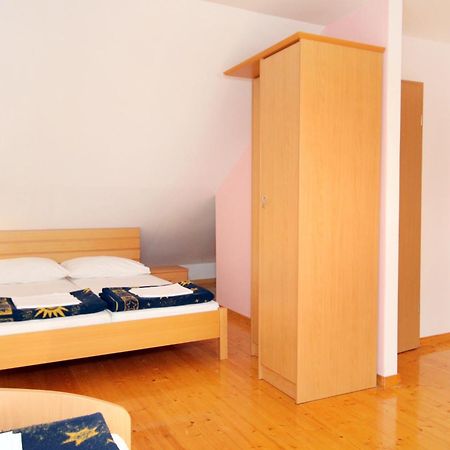 Apartments With A Swimming Pool Jadranovo, Crikvenica - 3238 Room photo