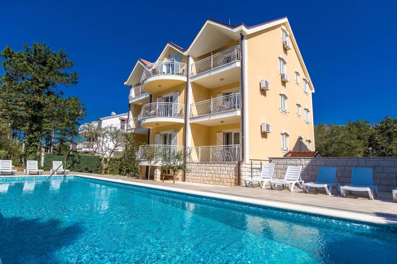 Apartments With A Swimming Pool Jadranovo, Crikvenica - 3238 Exterior photo